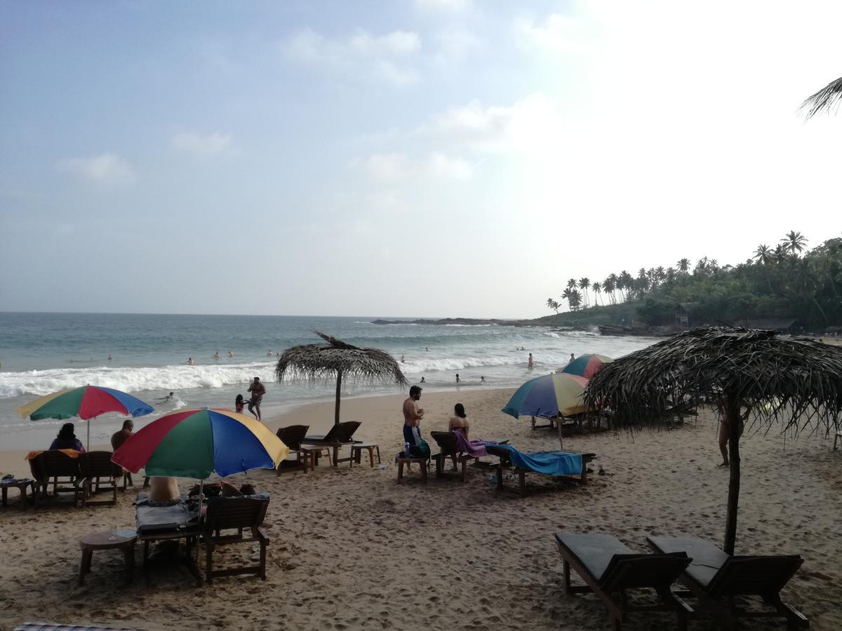 Golden Beach Rest 호텔 탕갈레 외부 사진